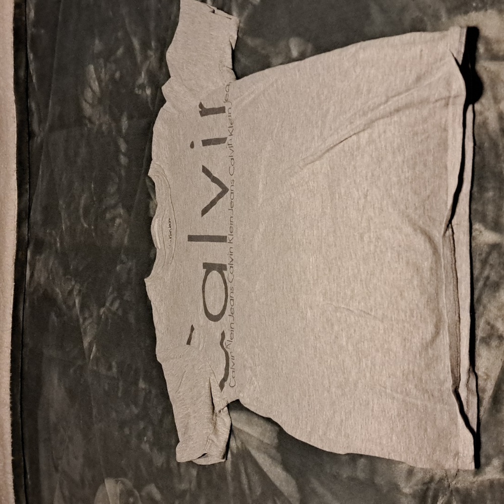 Calvin Klein Tee Shirt